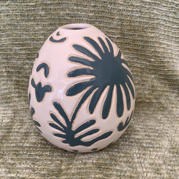 Cream & Blue Earthenware Bubble Egg Vase - Picture 4 of 7